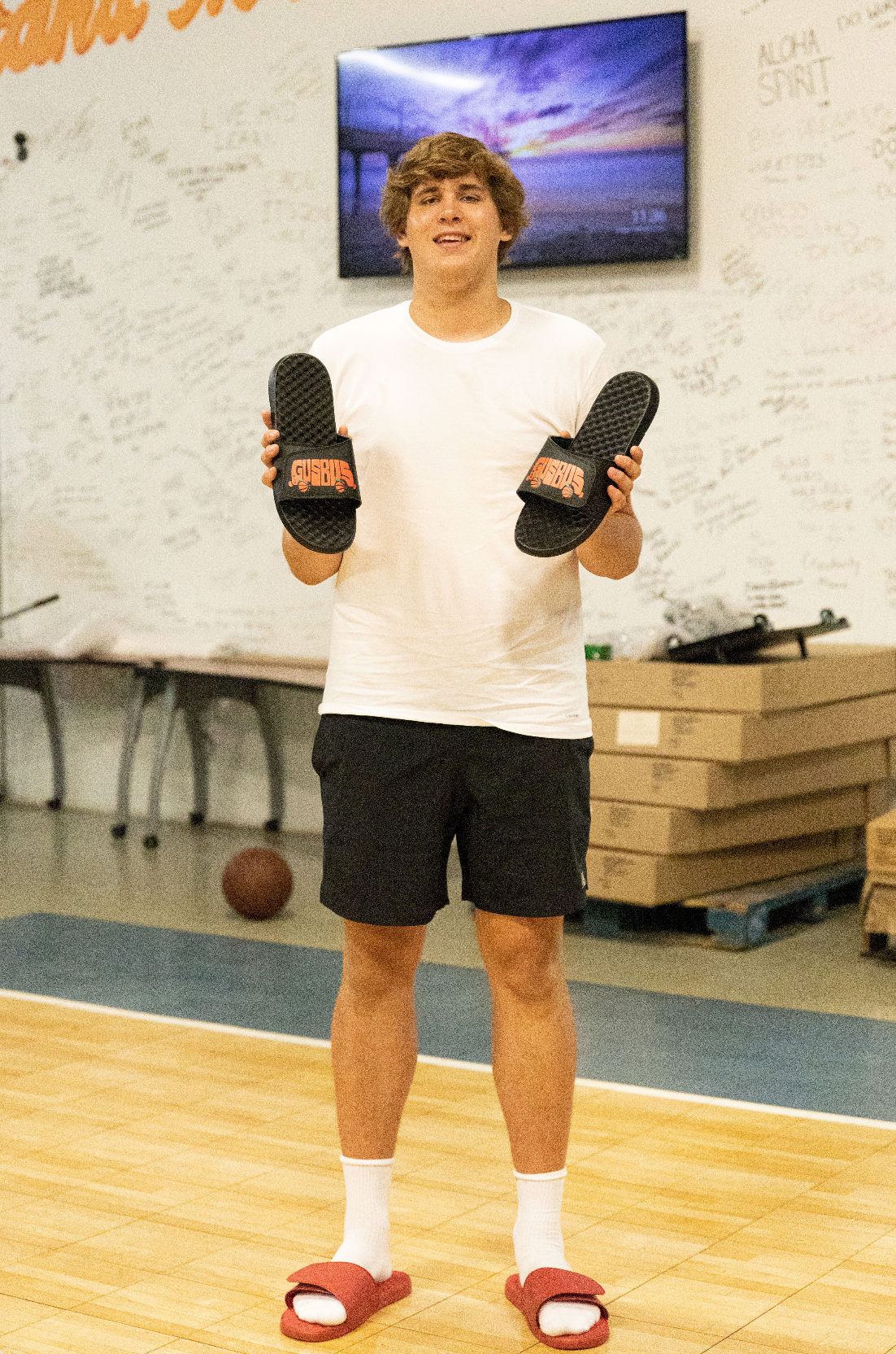 LE &#39;Gus the Bus&#39; Slides